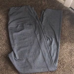 Reebok Medium Size never worn crop leggings